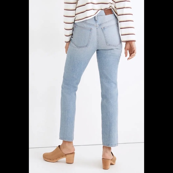 Madewell - The Perfect Summer Jean - Picture 2 of 9